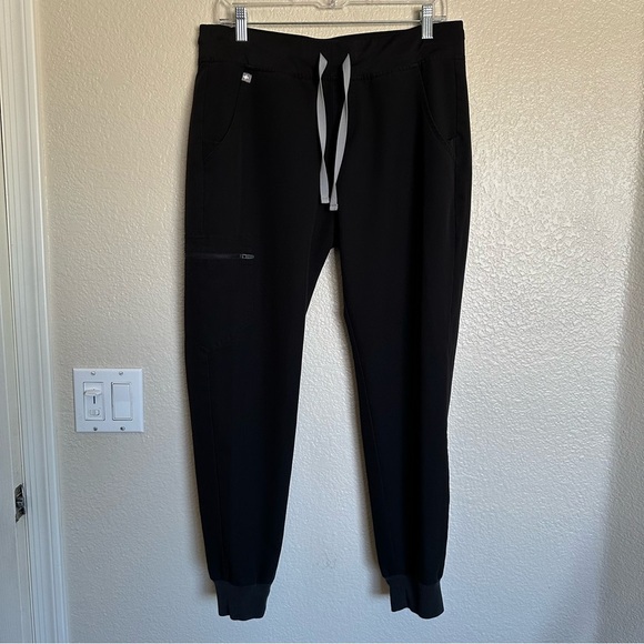 FIGS Zamora Jogger Scrub Pants Black Size M PO 1602 - Picture 3 of 15